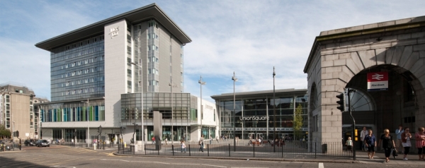 Union Square & Aberdeen Train Station