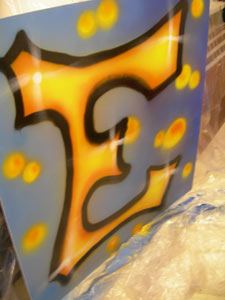 finished graffiti letter, complete with 'bling' or sparkles - Graffiti Lessons